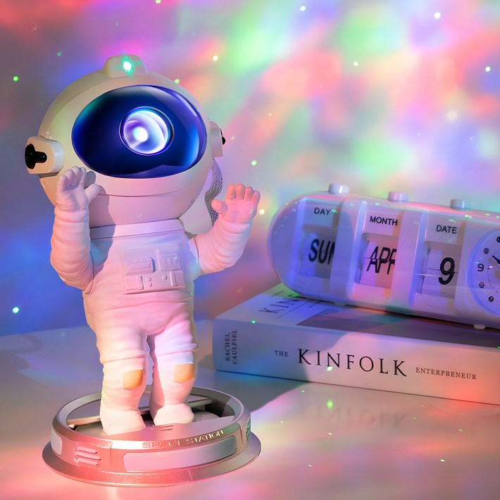 코시모르테 오로라 우주인 무드등 우주비행사 조명