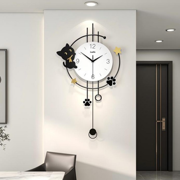 Luofu 인테리어 벽시계 귀여운 고양이스타 현대 심플 무소음 벽걸이 추시계