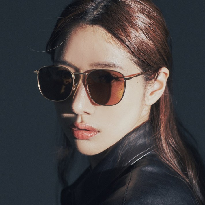 하루홀릭 남자 여자 사각 메탈 평면렌즈 패션 틴트 편광선글라스