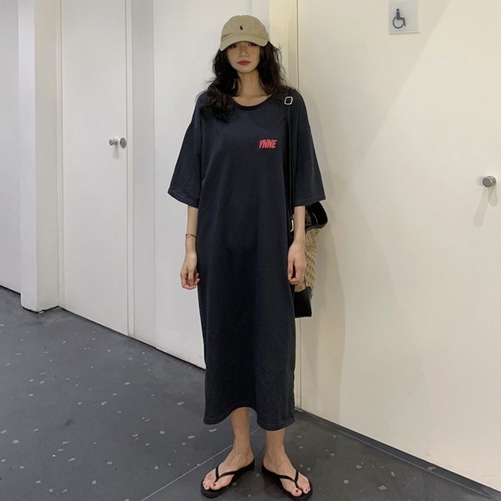 후암마켓 루즈핏 여성 반팔 롱원피스 YNNE 밑트임 홈웨어 후암마켓 루즈핏 여성 반팔 롱원피스 YNNE 밑트임 홈웨어