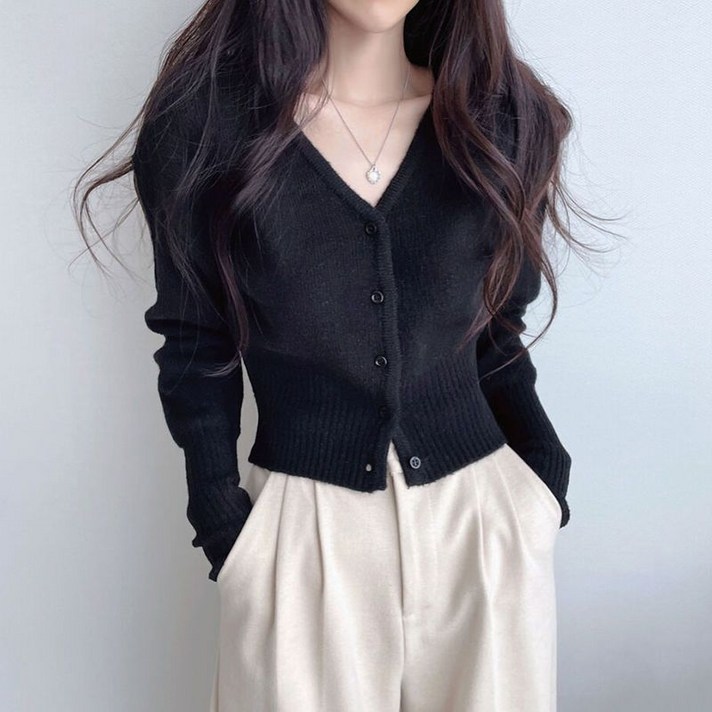 아이엠몽 여성용 카모라 브이넥 허리 라인 슬림핏 니트 가디건 아이엠몽 여성용 카모라 브이넥 허리 라인 슬림핏 니트 가디건