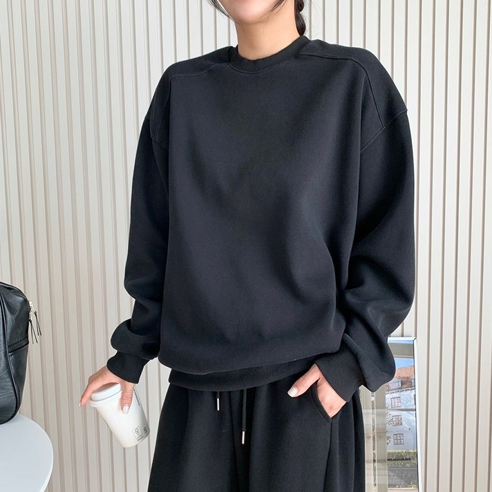 피그먼트 여자 도프 절개 맨투맨 SD241122W