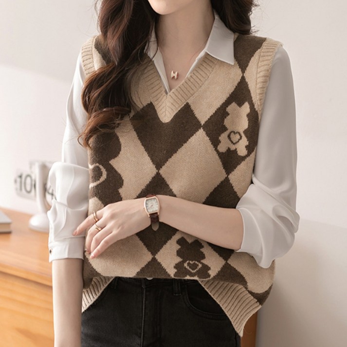 소니오 여성용 하트베어 아가일 니트 조끼