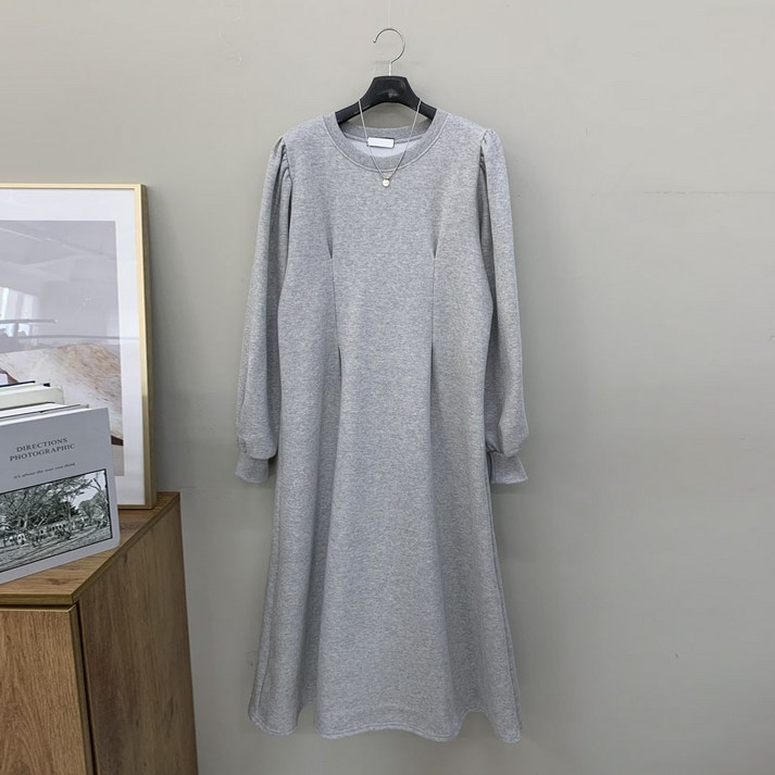 행복여 로린 셔링 퍼프 소매 다트 라인 플레어 기모 원피스