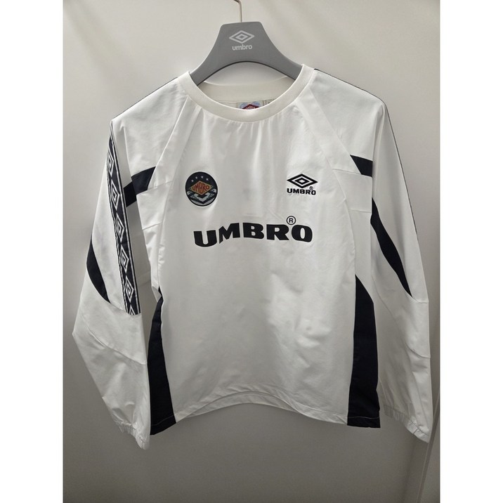 (국내백화점판) UMBRO 엄브로 26년 남녀공용 HBL OG 긴팔 피스테 UR121CWT24