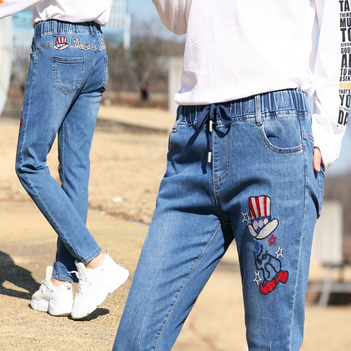 동대문스타일 여성 밴딩 스판 청바지 빈티지 슬림일자 엉클 샘 모자 자수 여자 데님 팬츠 동대문스타일 여성 밴딩 스판 청바지 빈티지 슬림일자 엉클 샘 모자 자수 여자 데님 팬츠