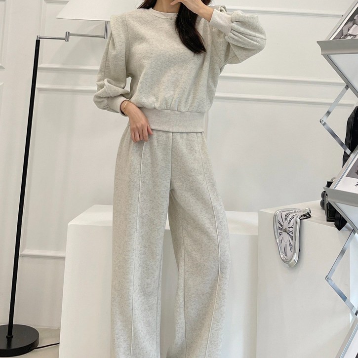 데일리무드기모프릴맨투맨 핀턱 와이드팬츠 셋업 꾸안꾸 기모세트 여성용세트 여성용셋업 여성세트 기모바지 기모셋업 츄리닝 트레이닝세트 트레이닝셋업 기모트레이닝 츄리닝세트 츄리닝셋업