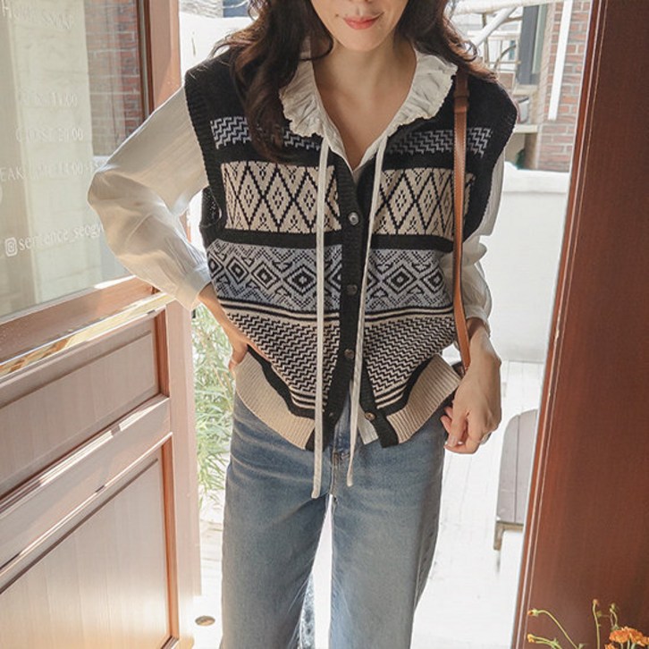 리린 폭닥 램스울50LABEL 매력적인 자가드 폭닥한 울 베스트 2327882