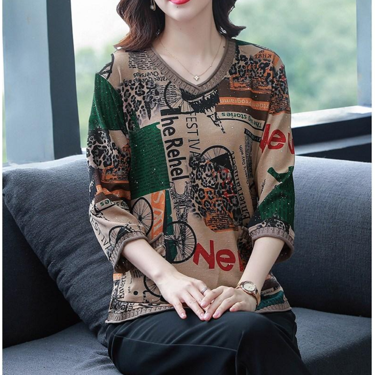 [바니드] 중년여성 엄마옷 7부소매 레터링 도트무늬 라운드넥 티셔츠 0625 - 쇼핑뉴스