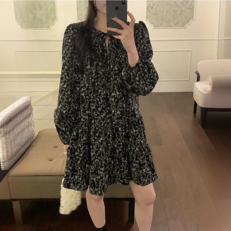 카인드 키작녀 귀여운 미니 플라워원피스 카인드 키작녀 귀여운 미니 플라워원피스
