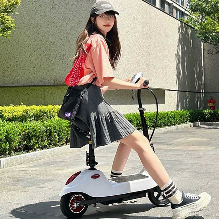 앉아서타는전동킥보드 소형 전동 킥보드 미니 전기 킥보드