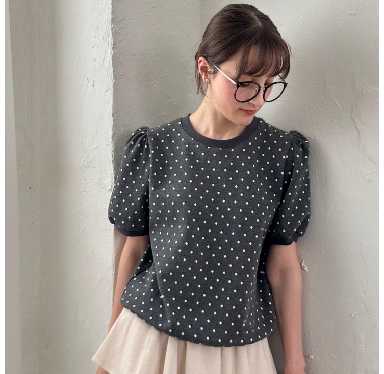 메리브MERYVE국내생산 감성룩 여성 도트니트반팔맨투맨 2color 여성여름가을블라우스 데일리룩 출근룩