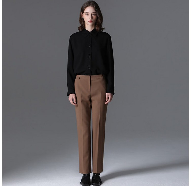리스트 미니멀 슬림 슬랙스  택가격  168000원